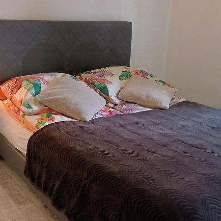 Apartament Na Kruczej Lubiń Esterno foto