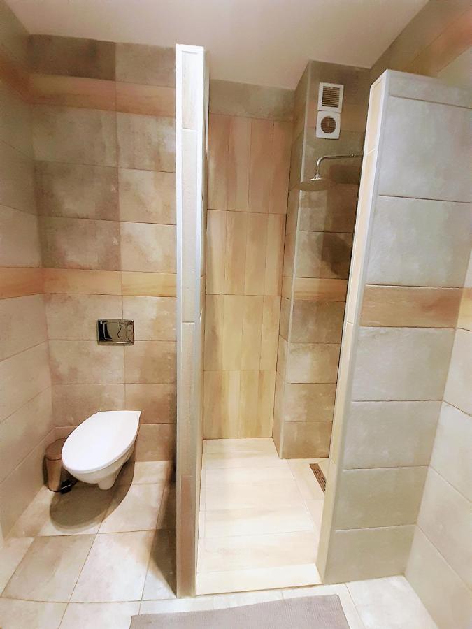Apartament Na Kruczej Lubiń Esterno foto