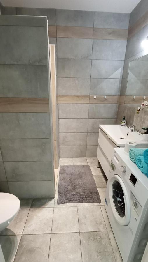 Apartament Na Kruczej Lubiń Esterno foto