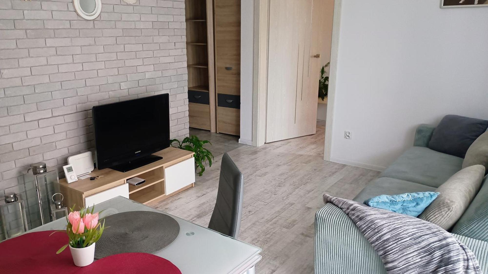Apartament Na Kruczej Lubiń Esterno foto