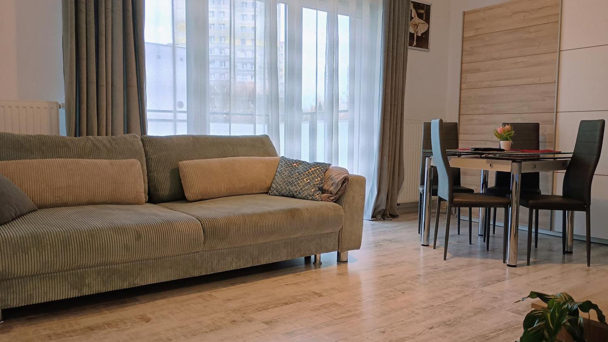 Apartament Na Kruczej Lubiń Esterno foto